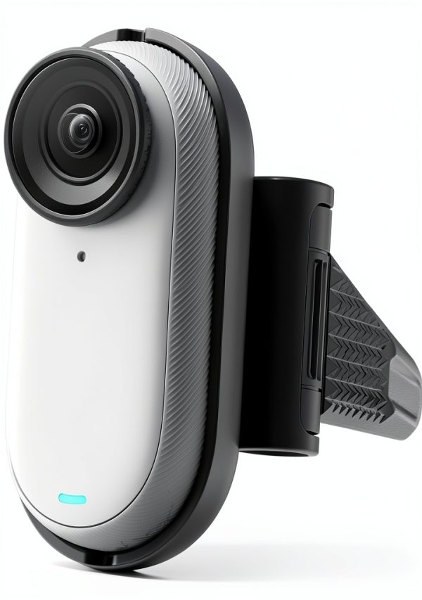 Insta360 Powersports Photography Equipment CINSBATZ Helmet Cam-1